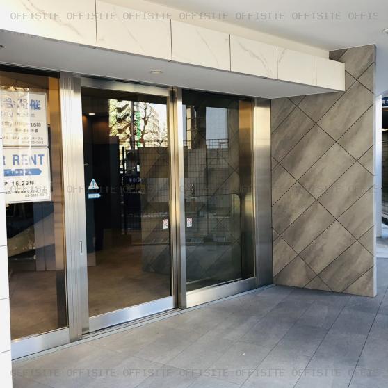 サクセス銀座東ビルのオフィスビル出入口