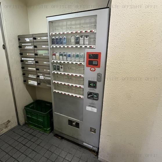 浅草橋丹羽ビルの自動販売機