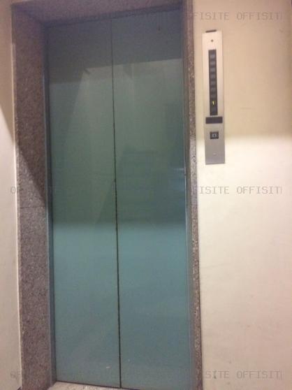 田中電線ビルのエレベーター