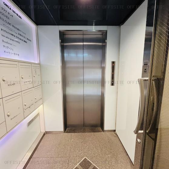 ギンザ１０５ビルのエレベーター