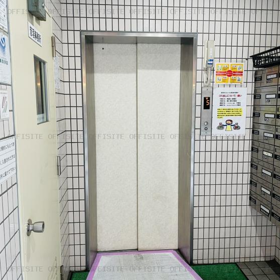 高円寺リリエンハイムのエレベーター