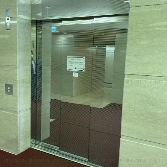 武蔵野センタービルのエレベーター