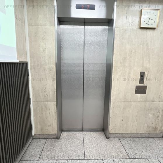 油脂工業会館のエレベーター