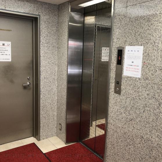 第一長谷川ビルのエレベーター