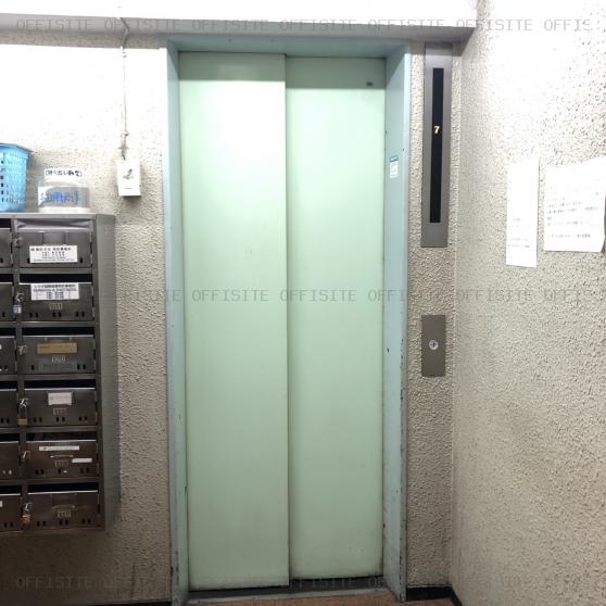 細川ビルのエレベーター
