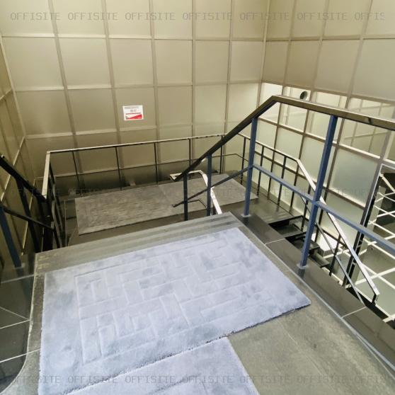京急第７ビルの内階段