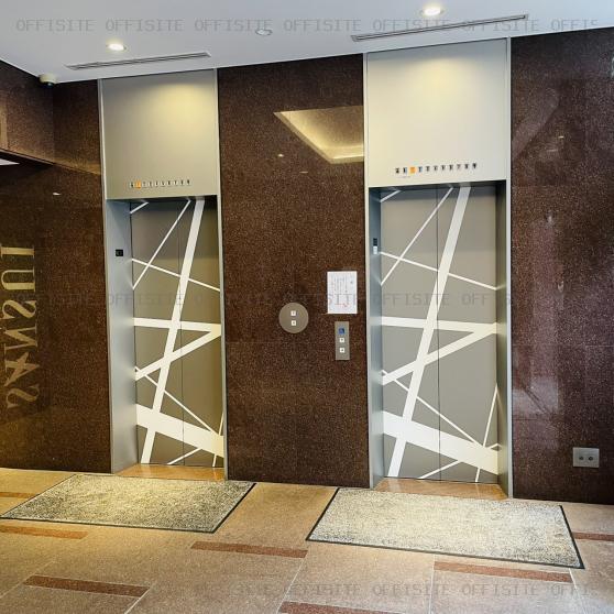 ヒューリック損保ジャパン上野共同ビルのエレベーター