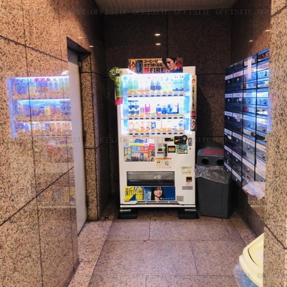 関内ＳＴビルの自動販売機