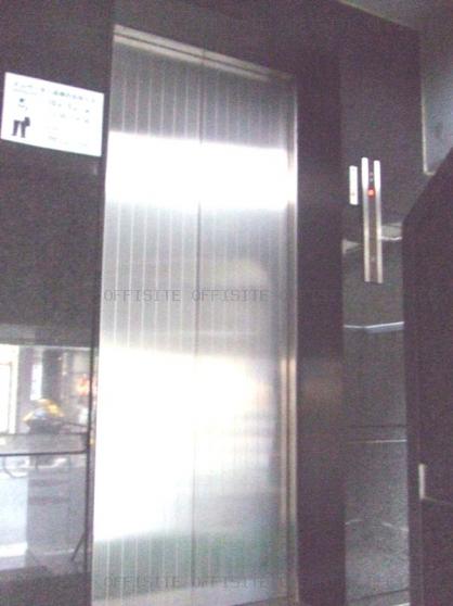 芝柳生（しばりゅうせい）ビルのエレベーター