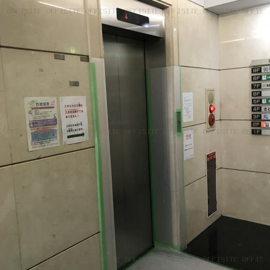 ユニオン駅前ビルのエレベーター