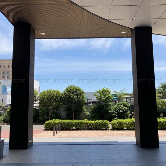 プライム新横浜ビルの外観