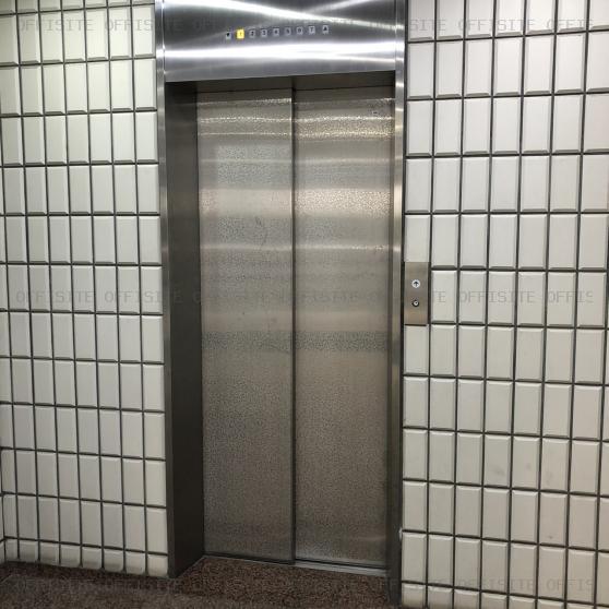 サンジュ共和十番館のエレベーター