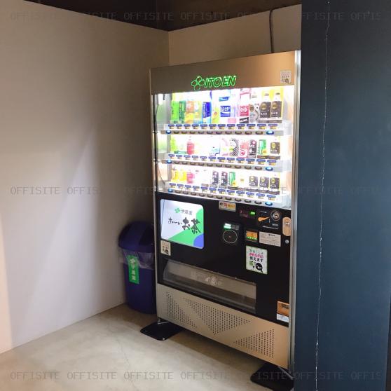 ザ・パークレックス日本橋浜町の自動販売機