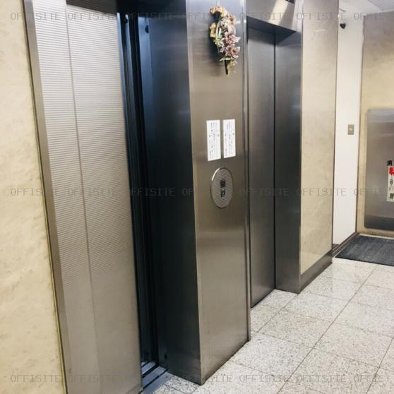 岩月ビルのエレベーター