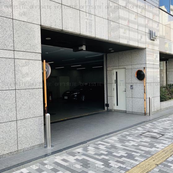 日本生命立川ビルの駐車場