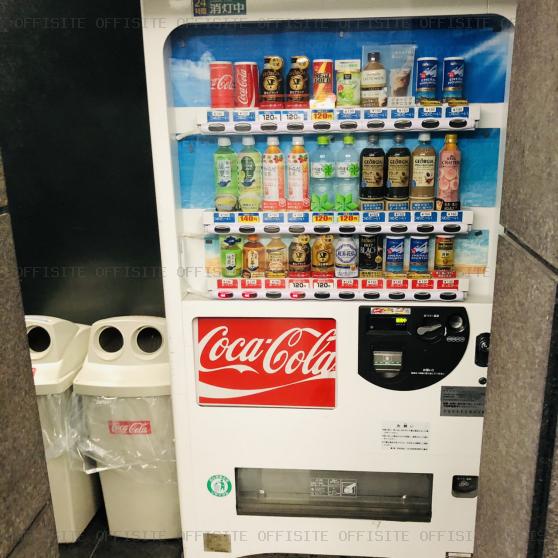 ニッセイ大塚駅前ビルの自動販売機