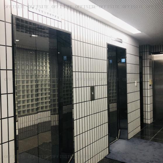 岩本町喜多ビルのエレベーター