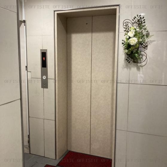 茄子倉ビルのエレベーター