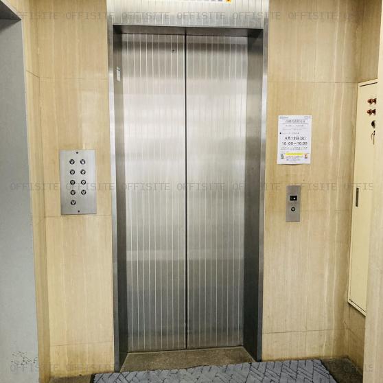 第５イノセビルのエレベーター