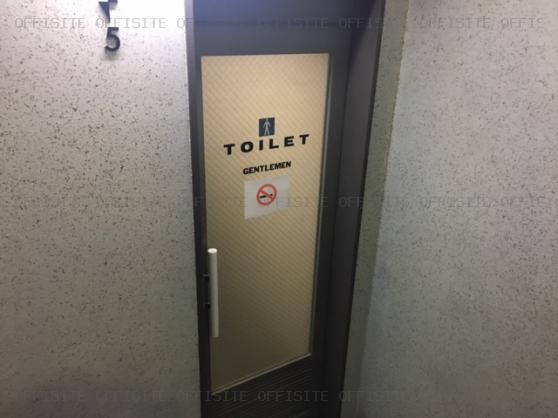 三信ビルのトイレ入口