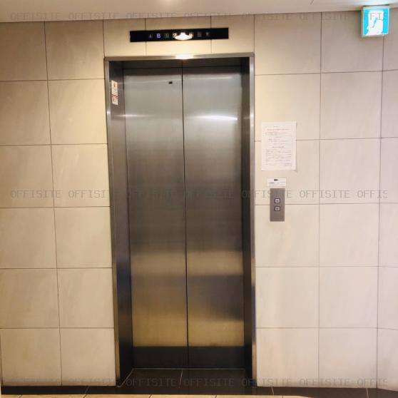ＪＥＳＣＯ目黒ビルのエレベーター