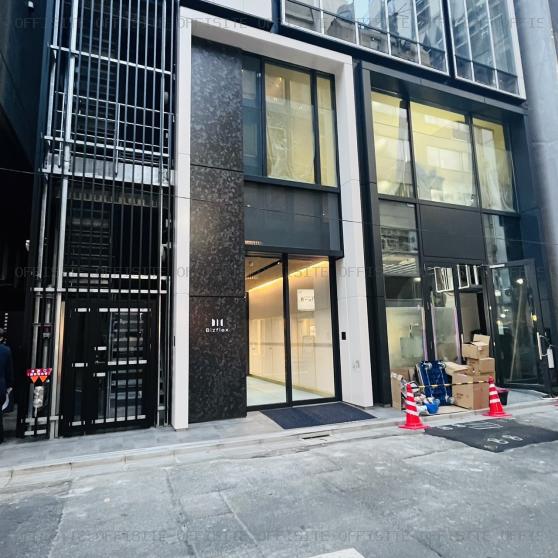 Ｂｉｚｆｌｅｘ東京八重洲のオフィスビル出入口