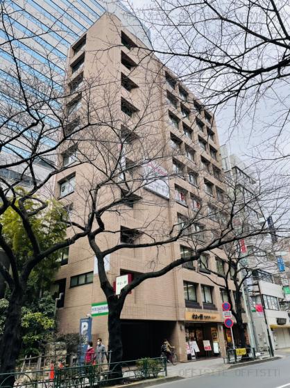 第１２南日本ビルの外観