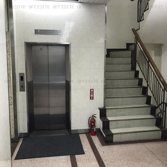 第一銀座ビルのエレベーター