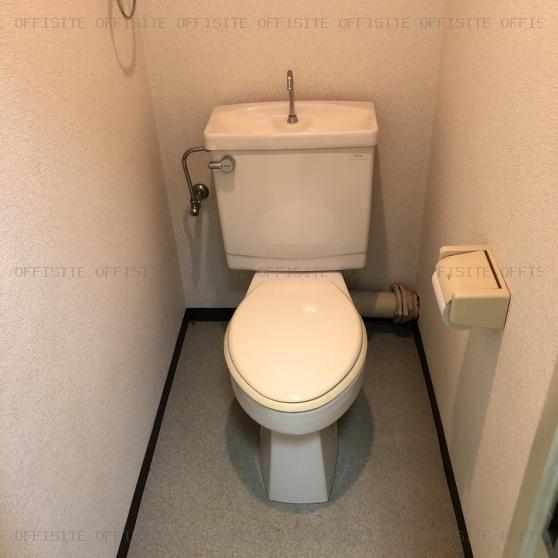 ライオンズフジの210号室 トイレ