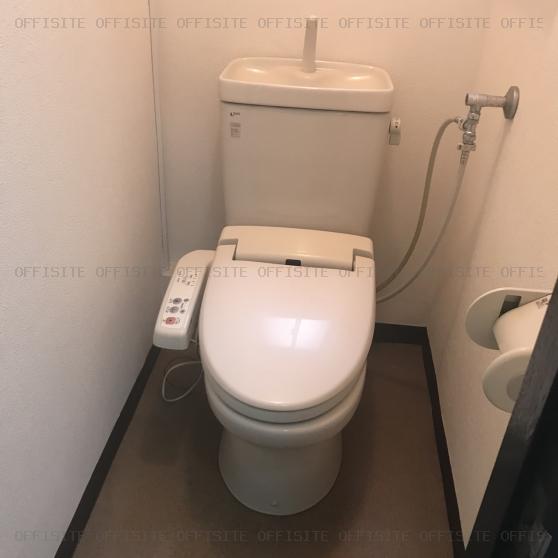 昭和ビルの3階A号室 トイレ