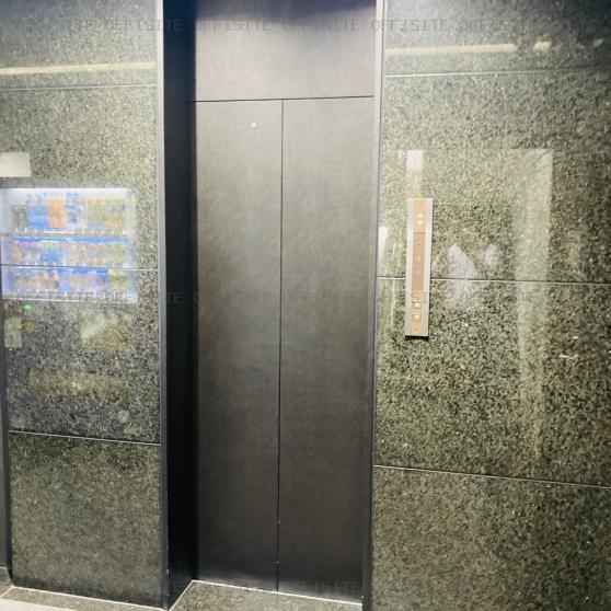 六本木三河台スクエアのエレベーター