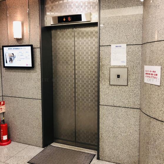 茅場町スクエアビルのエレベーター