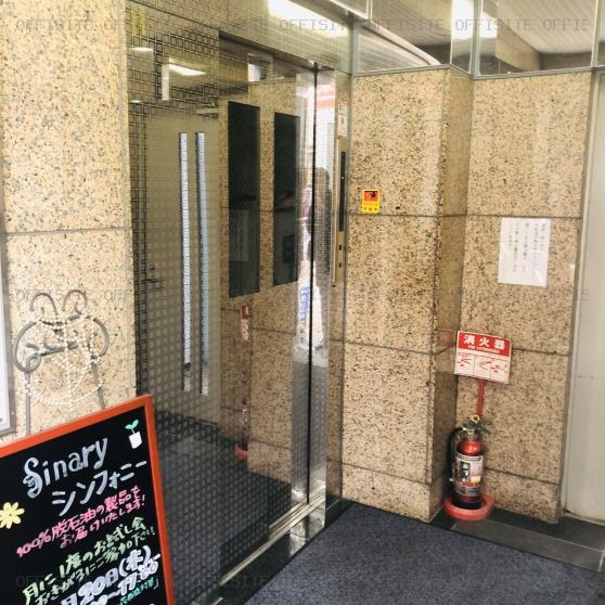 亀戸ガイビルのエレベーター