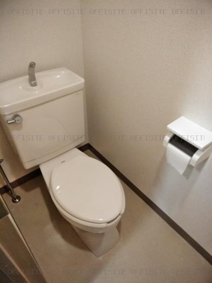平成新富町ビルの3階 トイレ