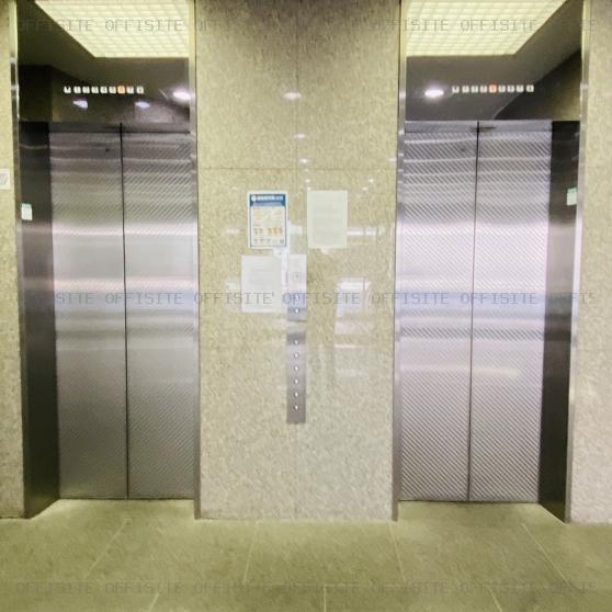 立川クレストビルのエレベーター