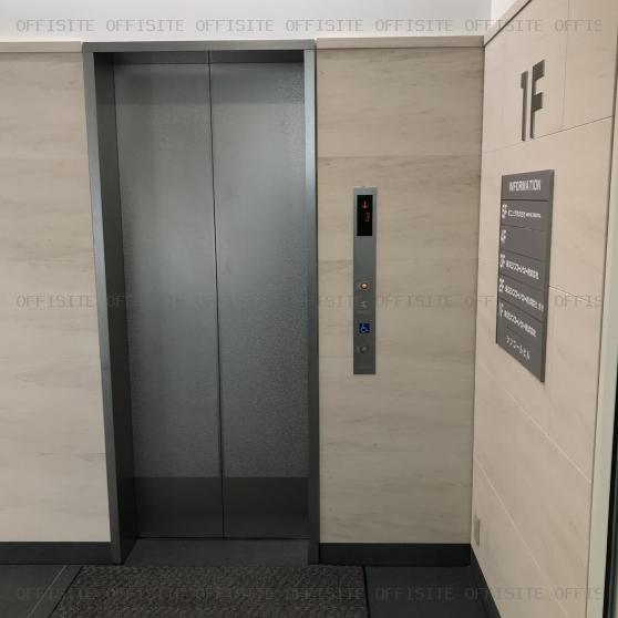 シンコールビルのエレベーター
