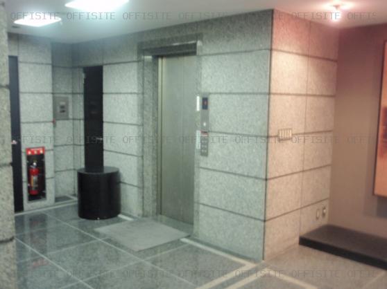 ミュージアム１９９９二番町ビルのエレベーター