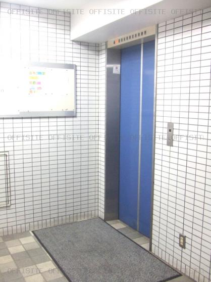 関内駅前エスビルのエレベーター