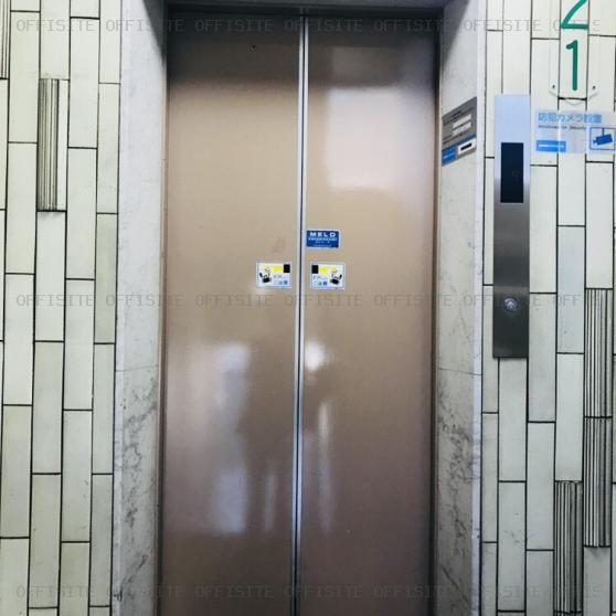 大貫ビルのエレベーター