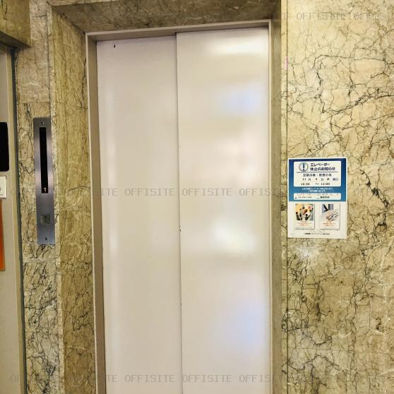 医療ビルのエレベーター