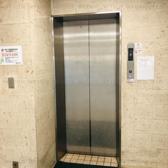 銀座原ビルのエレベーター