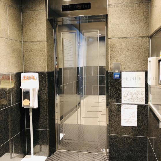 神田ＭＣビルのエレベーター