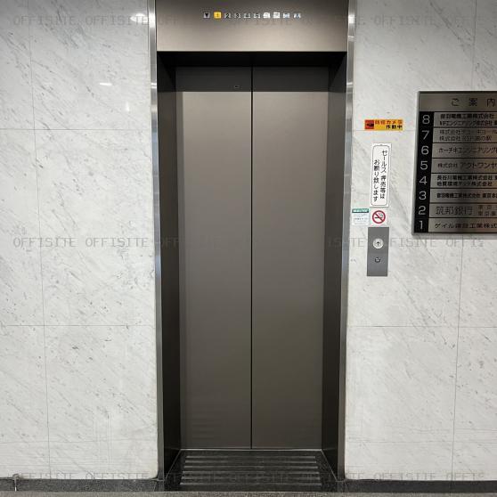日幸小津ビルのエレベーター