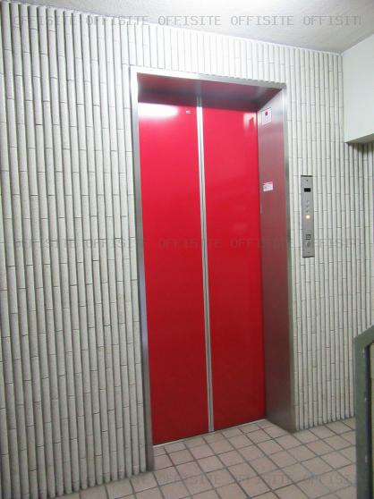 神田サイトウビルのエレベーター