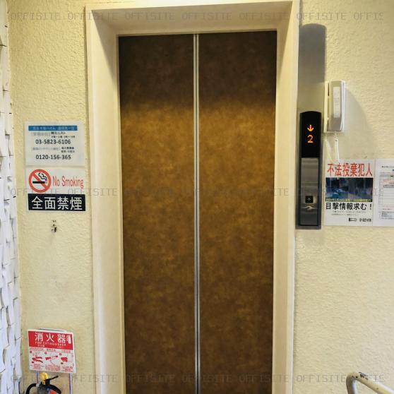 寛永寺坂ハイムのエレベーター