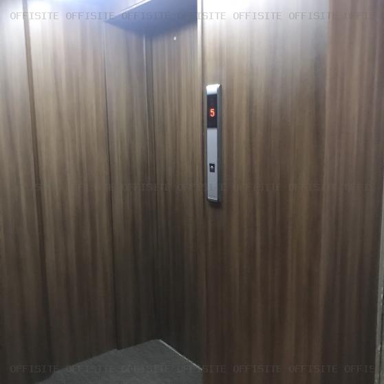 サンク青山ビルのエレベーター