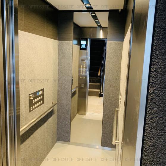 ＡＣＮ銀座７丁目ビルディングのエレベーター