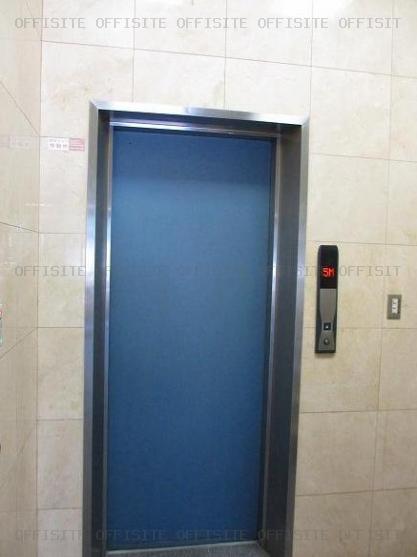 ニューローレルマンションのエレベーター