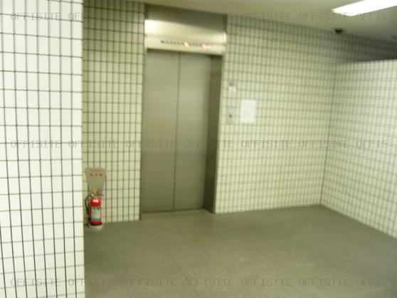 横浜弁天通第一生命ビルのエレベーター