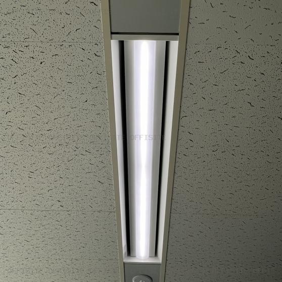 田端ＡＳＵＫＡタワーの貸室　14階41.70坪（137.86平米）　LED照明